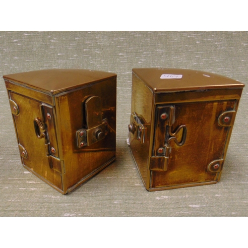 5 - Pair of miniature port and starboard brass cased lamps, each 4.5