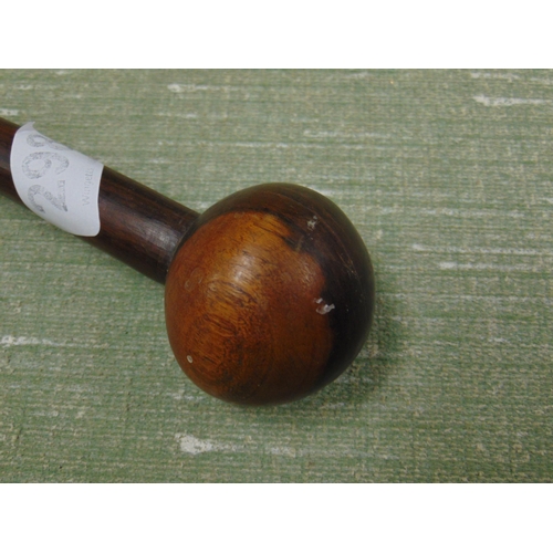 298 - Vintage knobkerrie, 31