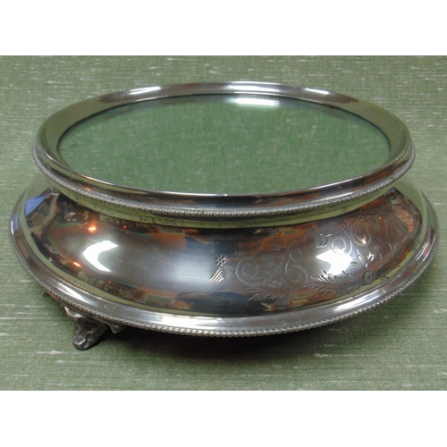 30 - Cased plated cake stand, having mirrored centre, 13