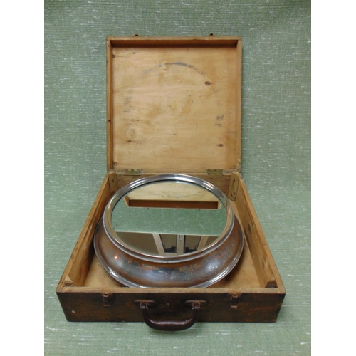 30 - Cased plated cake stand, having mirrored centre, 13