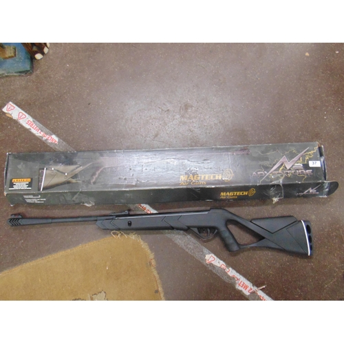 37 - Boxed Magtech .22 air rifle. Please note: Purchasers must be over 18 and must produce photographic I... 