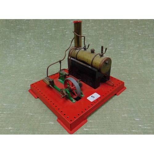 5 - Mamod stationary steam engine.