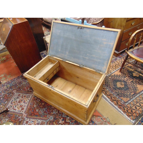 335 - 19th century pine blanket box, lift up lid and metal side handles, 20 x 37 x 19.5