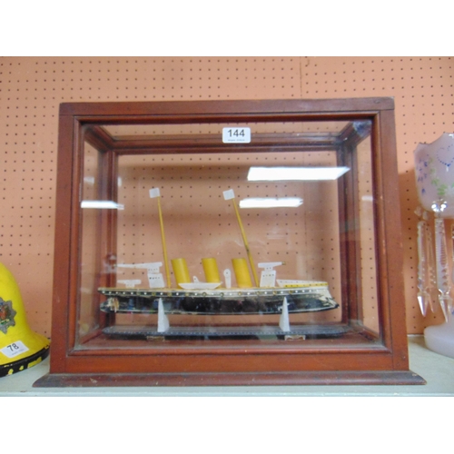 144 - Scratch built model steamer ship, contained in a glazed cabinet, 14 x 19 x 7.5