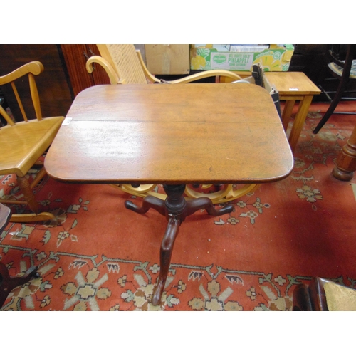 317 - Antique mahogany tripod table, af.