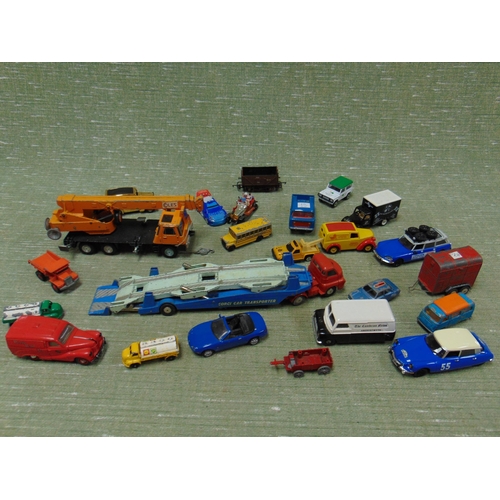 259 - Quantity of unboxed collectable model vehicles.