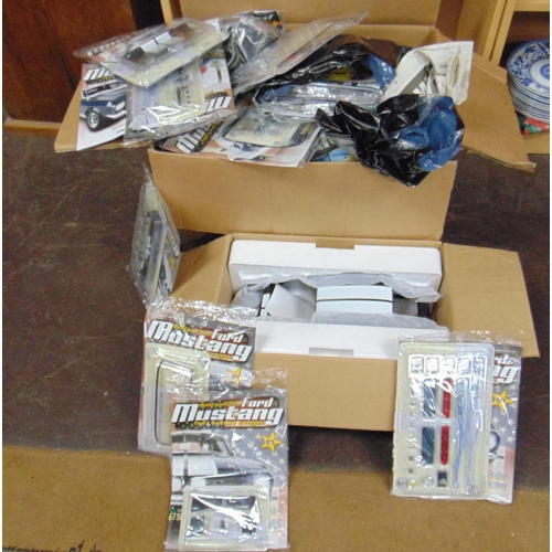 305 - Set of DeAgostini 'build your own Ford Mustang- Shelby 500 GT' parts & magazines.