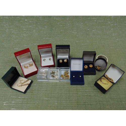 34 - Pair of 9ct gold earrings, quantity of costume earrings, 9ct gold knot earrings, etc.