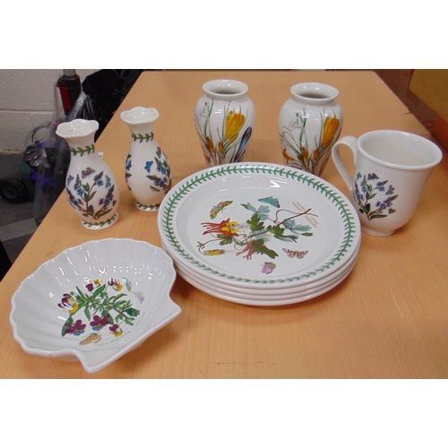 29 - Small collection of Portmeirion pottery.