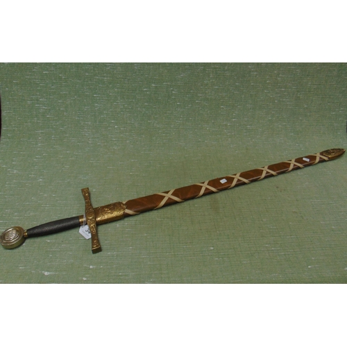 37 - Reproduction Excalibur sword in sheath, 43