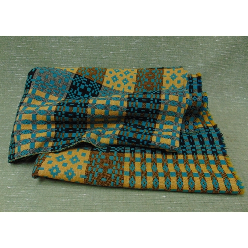 21 - Yellow and green Welsh woollen blanket, 84 x 66