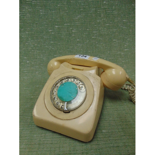 134 - Retro cream coloured telephone.