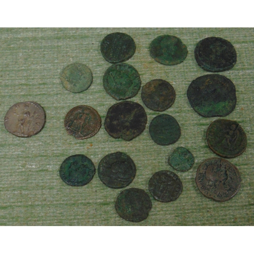 324 - 18 Roman coins.