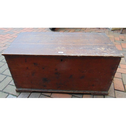 461 - Victorian stained pine blanket box, having lift up lid, 19 x 36 x 18