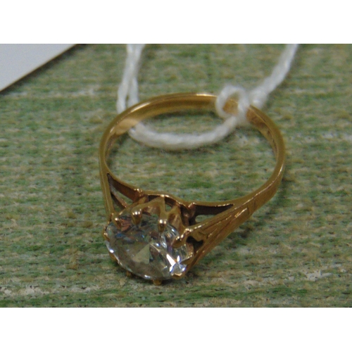 178 - 9ct gold ring, set with single centre stone, size L.