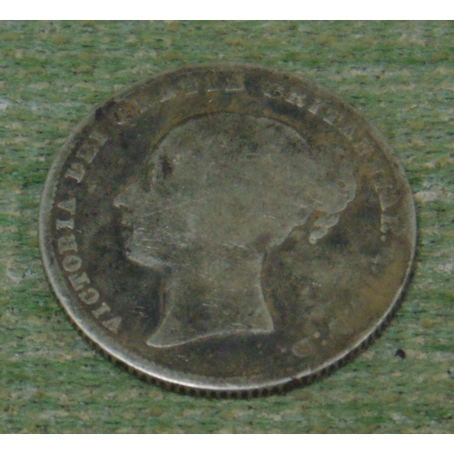 322 - Victoria 1859 shilling.