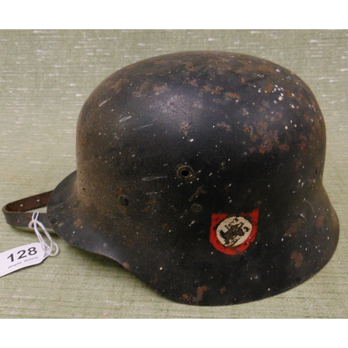 128 - German 2nd World War steel helmet with inner liner.