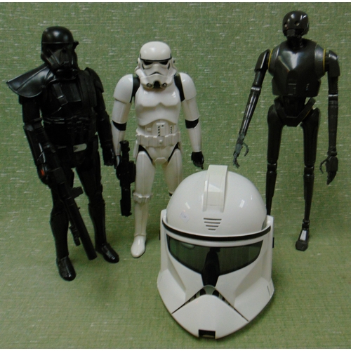 224 - Three large Star Wars figures and a Stormtrooper facemask.