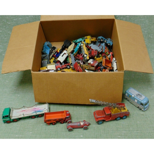 231 - Quantity of unboxed collectable model vehicles, Corgi, Dinky, etc.