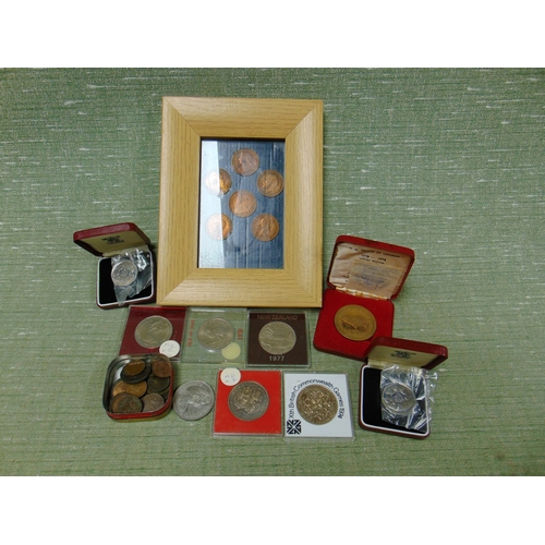 367 - Collection of commemorative foreign Crowns, two 1973 proof EEC fifty pieces etc.