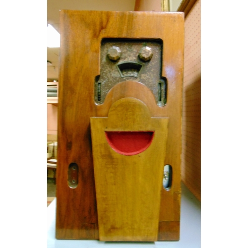 32 - Art Deco walnut veneered radio, 18 x 16 x 9