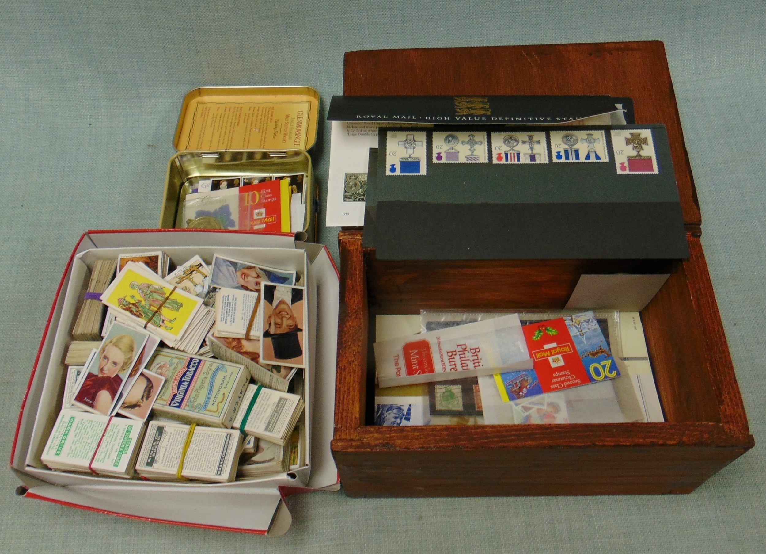 Collection of cigarette cards.