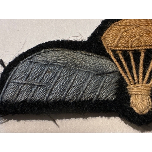 23 - WW2 British Army SAS Para wings for smock

Excellent condition , measures 7.5cm across