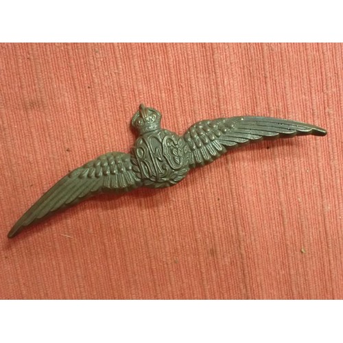 173 - WW1 Royal Flying Corps  Bronze Pilots wings

WW1 Royal Flying Corps Officers Bronze Pilots Hollow Ba... 