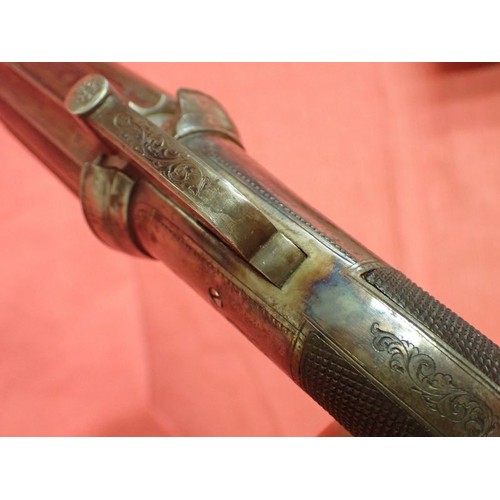 302 - Cased, near mint percussion pepperbox revolver

An English percussion pepperbox revolver circa 1840 ... 