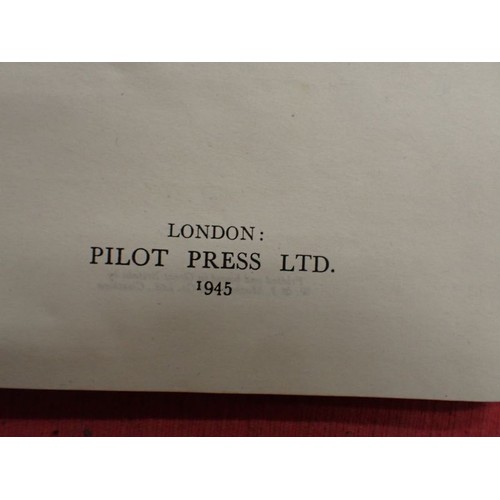 4 - Wartime British book, Arnhem Lift, diary of a Glider Pilot

Rare book from 1945. Hardback, 190 mm ta... 
