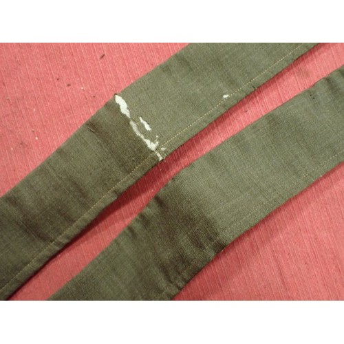 7 - Two WW2 British 1944 dated shirt collars

Two size 4 button on collars. Wear to the fold line on one... 