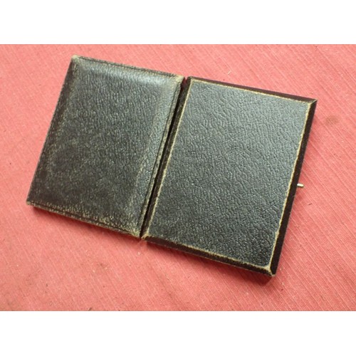 8 - Cased WW2 German NSFK bdge with stick pin

Rare to find, cased 1938 NSFK badge. Convex two part badg... 