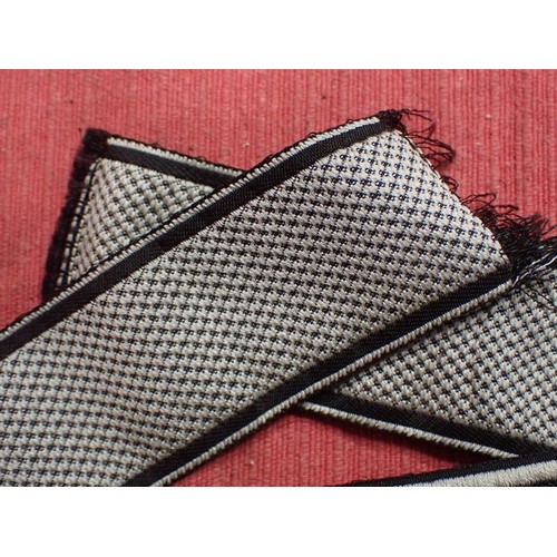 14 - WW2 German SS-Polizei-Division cuff title

Rare cuff in very good, clean condition. 470 mm long.