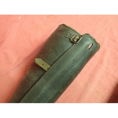 34 - 3rd Reich brown leather SA gaiters dated 1937

Rare pair of dark brown leather gaiters. Each with RZ... 