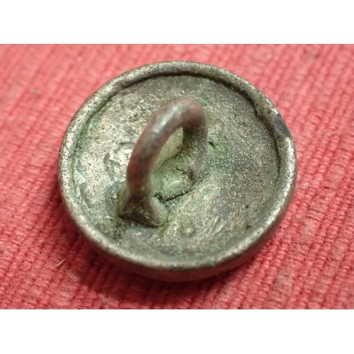 43 - WW2 German SS - VT deaths head cap button

Untouched condition with light overall corrosion. 18 mm