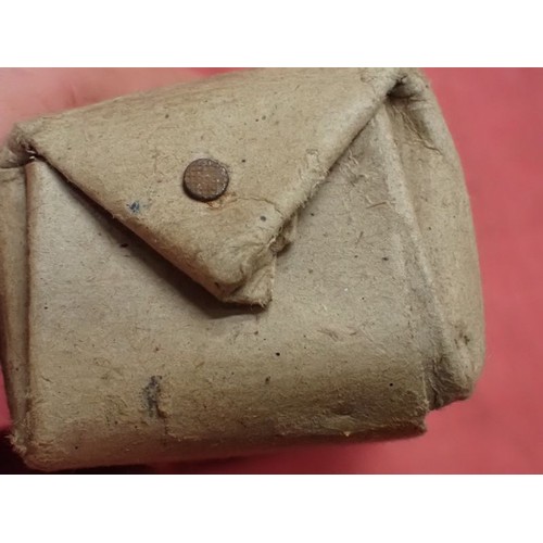 7 - WW2 German Army supply pack of tacks

Still sealed with contents. 1 kilo supply pack of tacks/short ... 