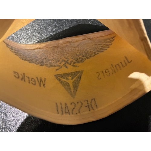 11 - WW2 German Junkers Factory Luftschutz Armband

WW2 German Air Raid Protection armband 
Measures 20 x... 