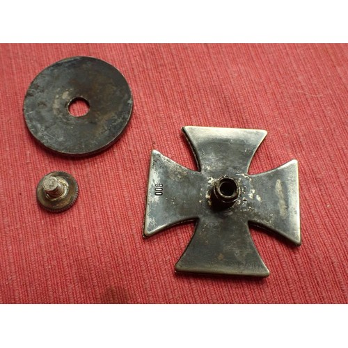 26 - Imperial German screw-back 1870 edition 1st class Iron Cross

Rare Franco-Prussian War period cross.... 