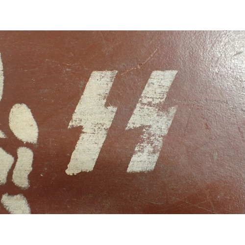 30 - A RARE SUITCASE FOR A VOLUNTEER OF THE WAFFEN-SS NEDERLAN - FREIWILLEN. TO IDENTIFY HIM WHILE TRAVEL... 