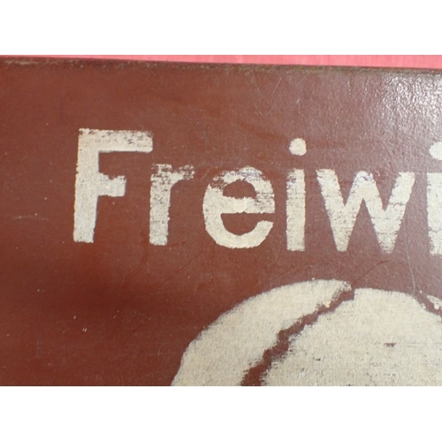 30 - A RARE SUITCASE FOR A VOLUNTEER OF THE WAFFEN-SS NEDERLAN - FREIWILLEN. TO IDENTIFY HIM WHILE TRAVEL... 