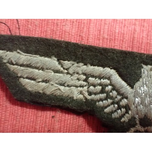 45 - WW2 German Panzer Officers' breast eagle

A well-used, rare Panzer officer breast eagle. Only traces... 