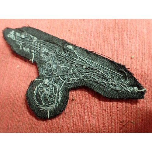 51 - WW2 German SS officers sleeve eagle

In good condition. All the aluminium wire is intact. No moth ni... 