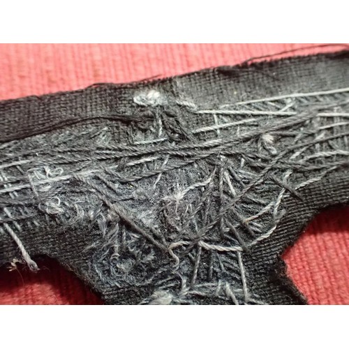 51 - WW2 German SS officers sleeve eagle

In good condition. All the aluminium wire is intact. No moth ni... 