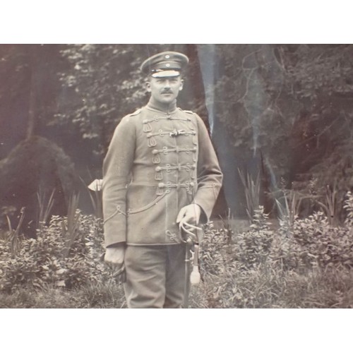 54 - Six WW1 German photographs inc hussar's

Three larger images, album removed. 168 mm across. Along wi... 
