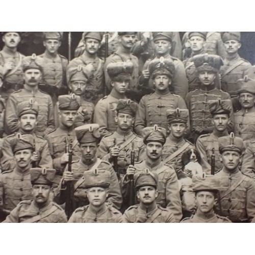 54 - Six WW1 German photographs inc hussar's

Three larger images, album removed. 168 mm across. Along wi... 