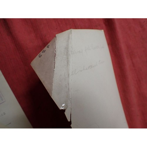 57 - Six WW1 British official press release photographs

8 by 6 inch images. Wilson, Haig, battle scenes ... 