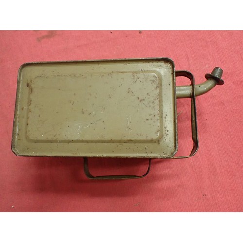24 - WW2 German paraffin burner

In DAK yellow. The can is 250 mm tall, plus the spout. Very good conditi... 