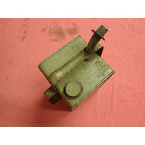 24 - WW2 German paraffin burner

In DAK yellow. The can is 250 mm tall, plus the spout. Very good conditi... 