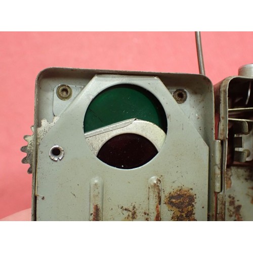 29 - WW2 Italian soldiers' personal torch

Main body, 4.25 inches tall. with red and green filters. Glass... 