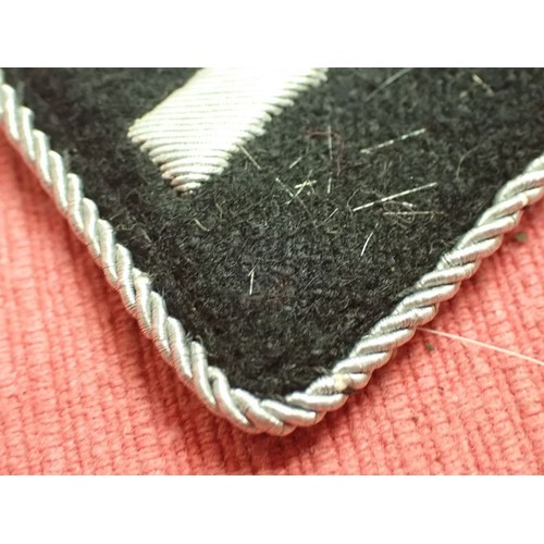 44 - WW2 German Waffen-SS officers' runic collar tab

Tab in very good condition, only minimal wear to th... 